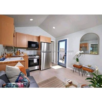 Εξωτερική Prefab Τριγωνική οροφή Χάλυβα Σάντουιτς Panel House με γαλβανισμένα τετραγωνικά σωλήνες χάλυβα Κύρια δομή