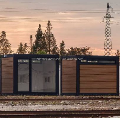 Κύρια δομή Τετραγωνικοί σωλήνες από γαλβανισμένο χάλυβα 10ft 20ft Προσυσκευασμένο δοχείο ξύλινο σπίτι για γραφεία