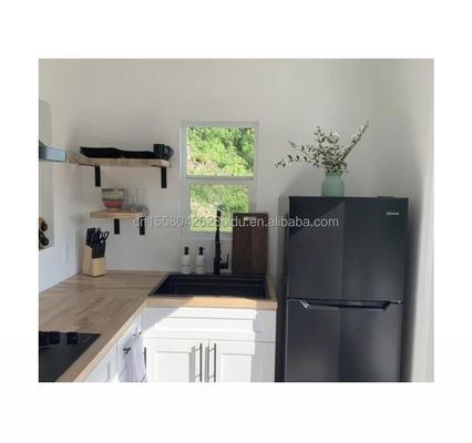 20ft 40ft Shipping Container Prefabricated House for Carport με σάντουιτς και γκάλβανισμένο χάλυβα