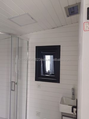 Σύγχρονη υπαίθρια διαβίωση 20ft 40ft προκατασκευασμένα κινητά σπίτια επεκτάσιμη χάλυβα σάντουιτς πάνελ δοχείο με προσαρμοσμένο χρώμα